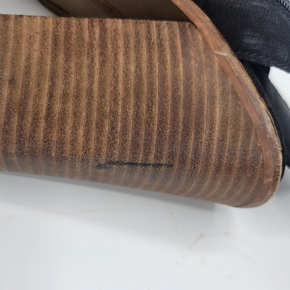 Vince Camuto Leather Upper ankle booties size 10M - Picture 11 of 15